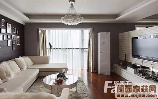 白色客厅搭配窗帘颜色哪种好?白色客厅搭配家具颜色