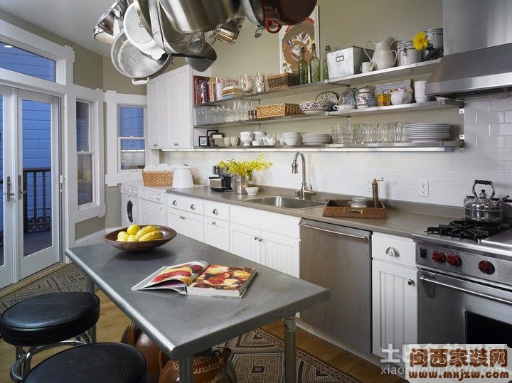 田园风格整体橱柜装修图片