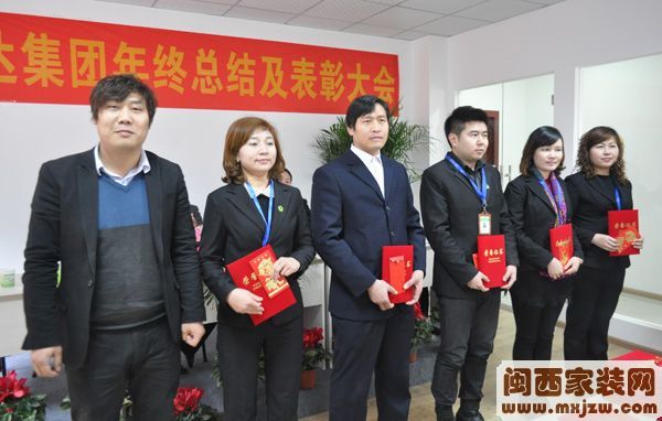 1-130204192TU20.jpg