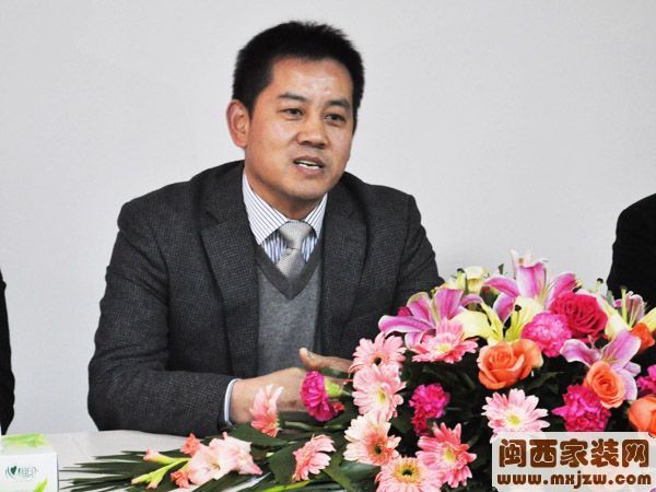 1-130204192HQ29.jpg