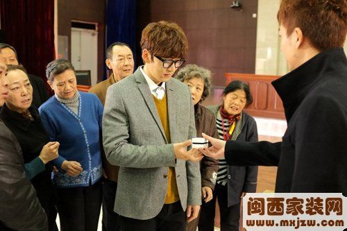 韩星尹启相穿越来中国 首次主演微电影